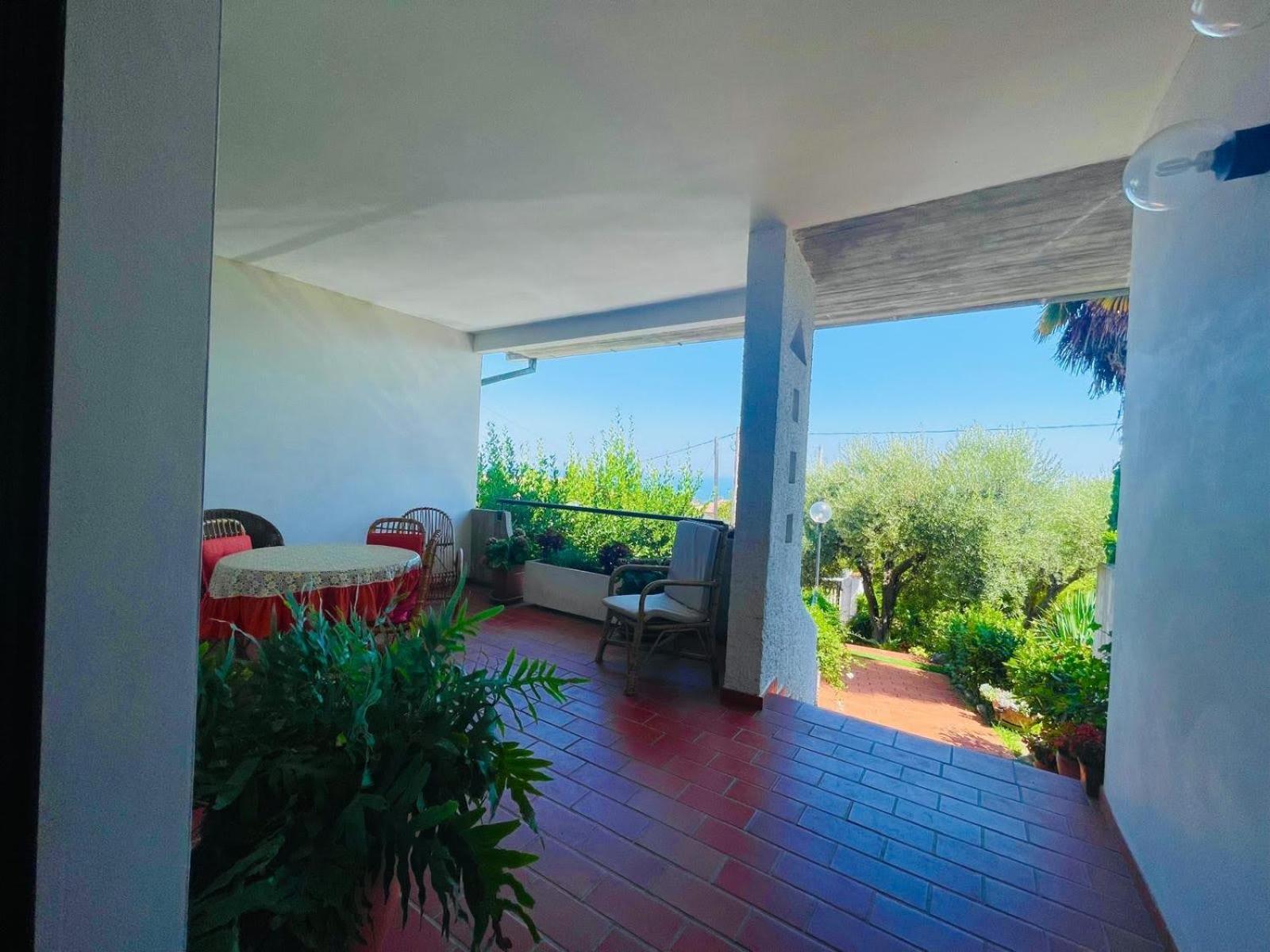 Villa In Collina Vista Mare Roseto Degli Abruzzi Esterno foto